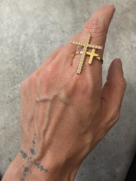 Cross Ring