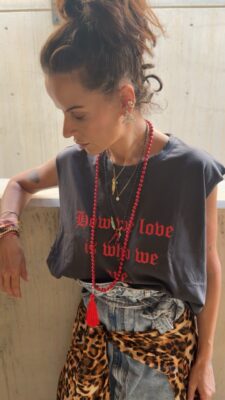 Love T-shirt